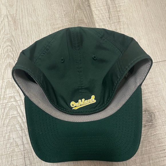 New Era Oakland Athletics Hat - Picture 2 of 7